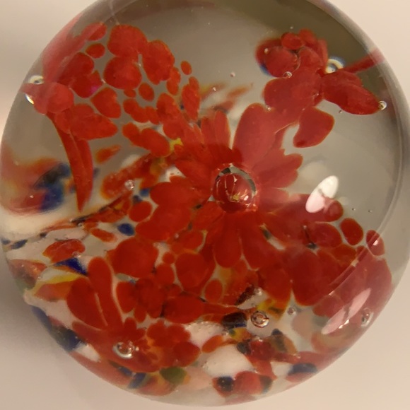 Paper weight small - Picture 3 of 3